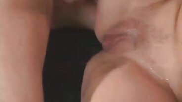 பிரைவேட்டிலிருந்து பெல்லி கிளாரை கவர்ந்திழுக்கும் டாகிஸ்டைல் ​​ஆக்ஷன்