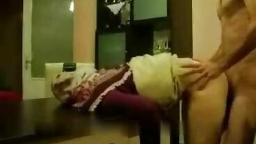 Babes.Com இலிருந்து கொம்பு லில்லி ரேடருடன் சைட் ஃபக் ஸ்க்ரூ