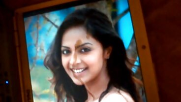 LetsDoeIt இலிருந்து ஹார்னி பேட் லேடியுடன் வாய்வழி வீடியோ