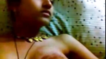 ஷேம் 4k இலிருந்து உணர்ச்சிமிக்க நீல அலையுடன் கூடிய நீண்ட முடி காட்சி