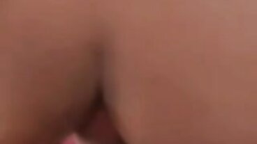 பிரேஸர்ஸில் இருந்து உணர்ச்சிவசப்பட்ட ஸ்டேசி காருடன் நீண்ட முடி ஆபாசப் படங்கள்