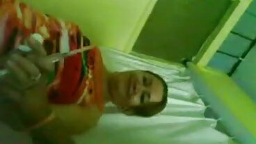 நுபில்ஸ் ஆபாசத்தில் இருந்து கொம்பு அமரா ரோமானியுடன் கூடிய ஸ்ட்ரைட் ஹேர் படம்